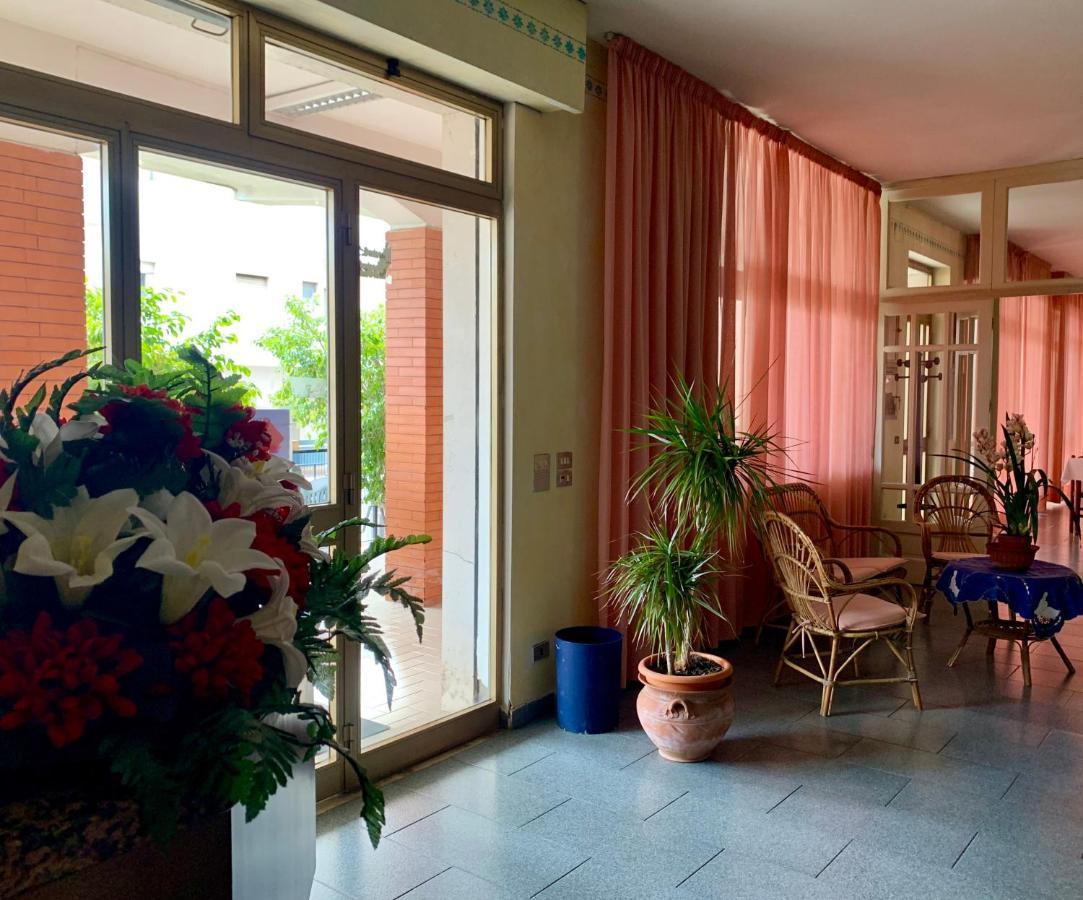 B&B Continentale Скалея Экстерьер фото